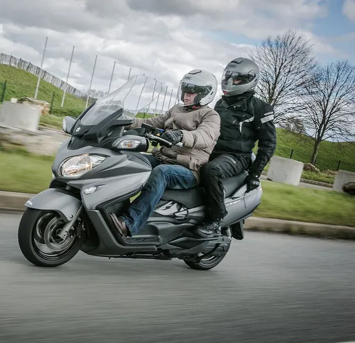 Ryotei Maxi Scooter